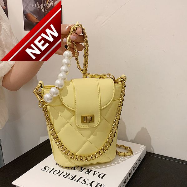 direct sale quality discount sbag women's 2022 new candy color pearl chain single shoulder msenger texture trend fashion women messenge
direct sale quality discount sbag women's 2022 new candy color pearl chain single shoulder msenger texture trend fashion women messenge