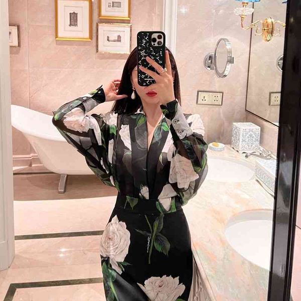 women's tracksuits european and american y version du jia's summer shirt positioning rose printed silk long sleeve sun protection, Gray
women's tracksuits european and american y version du jia's summer shirt positioning rose printed silk long sleeve sun protection, Gray
