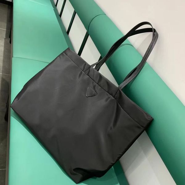 black nylon canvas handbag tote bag for women luxury designers bag large capacity ladies casual shopping bags
black nylon canvas handbag tote bag for women luxury designers bag large capacity ladies casual shopping bags