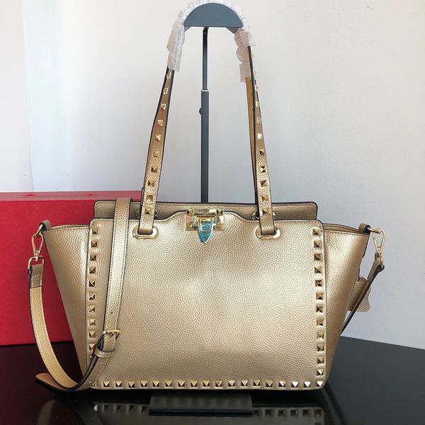 design retro rivet large capacity tote bag ladies new shopping bag fashion multifunctional handbag can be crossed shoulder mummy bag
design retro rivet large capacity tote bag ladies new shopping bag fashion multifunctional handbag can be crossed shoulder mummy bag