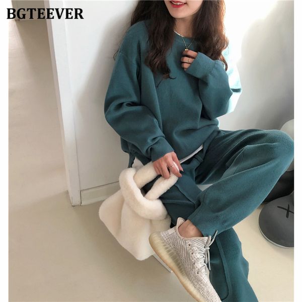 casual ladies 2 pieces sweater set long sleeve pullovers & harem pants 2021 autumn winter women knitted set, White;black
casual ladies 2 pieces sweater set long sleeve pullovers & harem pants 2021 autumn winter women knitted set, White;black