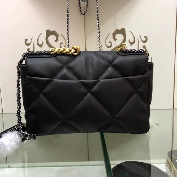 5a 2022 new r luxury women's bag shoulder messenger 19 bags classic retro brand fashion leather tofu cloud chain bag
5a 2022 new r luxury women's bag shoulder messenger 19 bags classic retro brand fashion leather tofu cloud chain bag