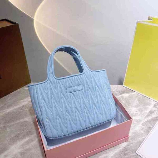 evening bag shoulder bags women leather crossbody messenger classic embellishment handbag high capacity flap fashion designer lady wallet 11 
evening bag shoulder bags women leather crossbody messenger classic embellishment handbag high capacity flap fashion designer lady wallet 11