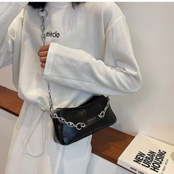 new womens handbags korean casual fashion shoulder bag wild chain net red messenger bags
new womens handbags korean casual fashion shoulder bag wild chain net red messenger bags