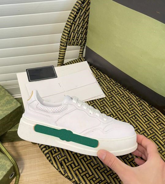 fashion wear-resisting sneaker shoes luxruy designer men women low cut lace-up genuine leather casual flats outdoor comfortable walking shoe, Black
fashion wear-resisting sneaker shoes luxruy designer men women low cut lace-up genuine leather casual flats outdoor comfortable walking shoe, Black