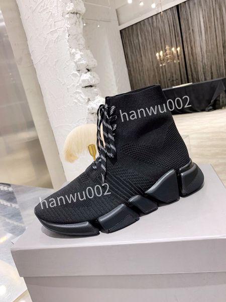 2022 womens mens boots canvas casual shoes fashion outdoor travel exercise workout versatile high and low shoe high cut sneakers size35-46 l, Black
2022 womens mens boots canvas casual shoes fashion outdoor travel exercise workout versatile high and low shoe high cut sneakers size35-46 l, Black