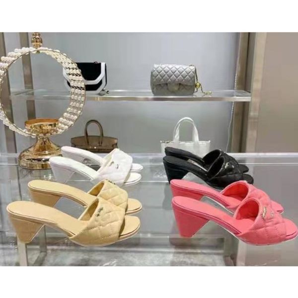 knit leather women brands slide slippers triangle high heels luxurys rhombus sandals loafers summer square-toed rubber outdoor holiday casua, Black
knit leather women brands slide slippers triangle high heels luxurys rhombus sandals loafers summer square-toed rubber outdoor holiday casua, Black