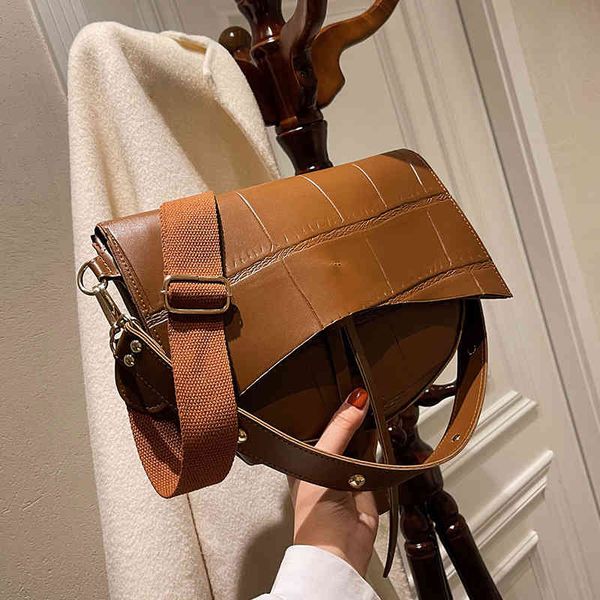women's autumn and winter new msenger high sense shoulder 2022 luxury brand fashion design versatile ladies bags
women's autumn and winter new msenger high sense shoulder 2022 luxury brand fashion design versatile ladies bags