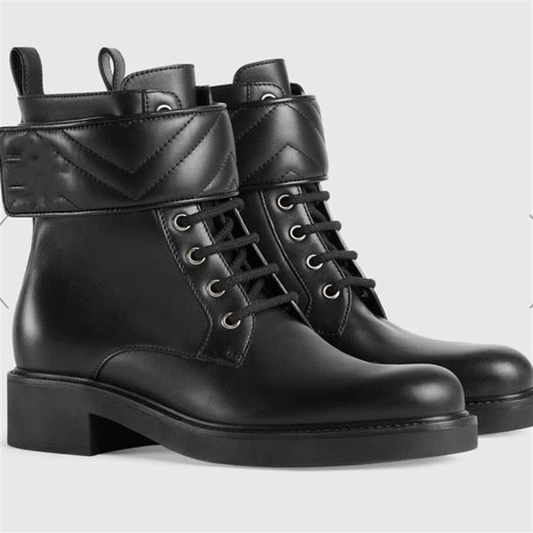 luxurys designers women booties ladies ankle boot fashion womens autumn winter high heel short platform leather boots 2739, Black
luxurys designers women booties ladies ankle boot fashion womens autumn winter high heel short platform leather boots 2739, Black