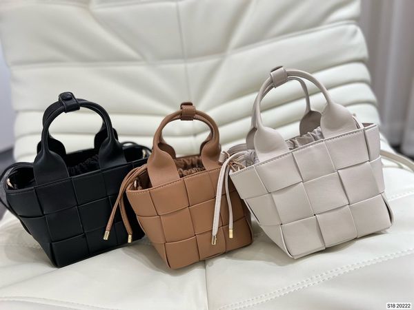 women's designers shoulder bag luxury tote purse handbag message bags cluth brand classic leather luggage crossbody knit gift box mini
women's designers shoulder bag luxury tote purse handbag message bags cluth brand classic leather luggage crossbody knit gift box mini