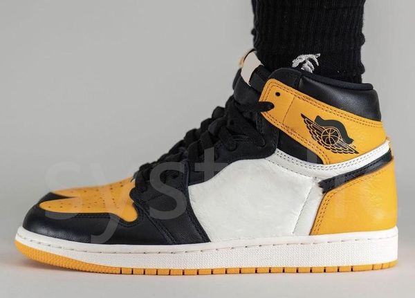2022 release authentic 1 high og yellow toe taxi black sail shoes men women outdoor sneakers with original box 555088-711 size us4-13
2022 release authentic 1 high og yellow toe taxi black sail shoes men women outdoor sneakers with original box 555088-711 size us4-13