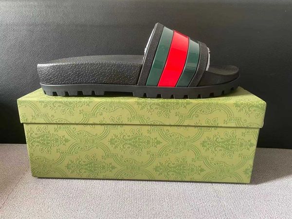 2021 designer sandals men slippers gear bottoms flip flops ladies luxury fashion casual size 35-45 with box, Black
2021 designer sandals men slippers gear bottoms flip flops ladies luxury fashion casual size 35-45 with box, Black