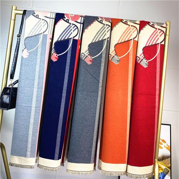luxury winter 2020 new carriage scarf warm shawl thicken tassels horse fashion cashmere poncho cape womens wraps2509, Blue;gray
luxury winter 2020 new carriage scarf warm shawl thicken tassels horse fashion cashmere poncho cape womens wraps2509, Blue;gray
