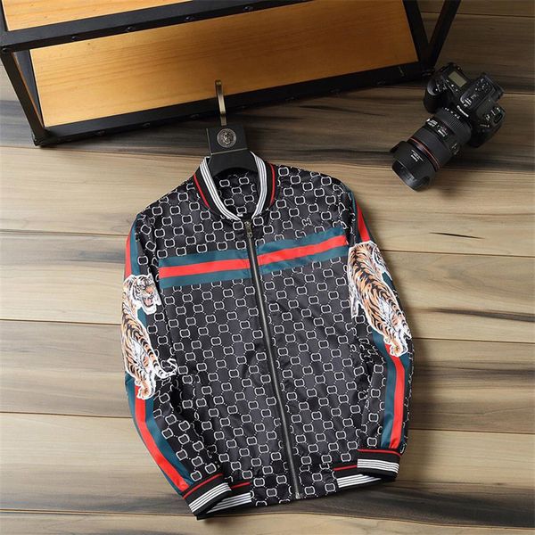 2021 whole embroidery of arm tiger jacket designer autumn men coat casual o224v, Black;brown
2021 whole embroidery of arm tiger jacket designer autumn men coat casual o224v, Black;brown