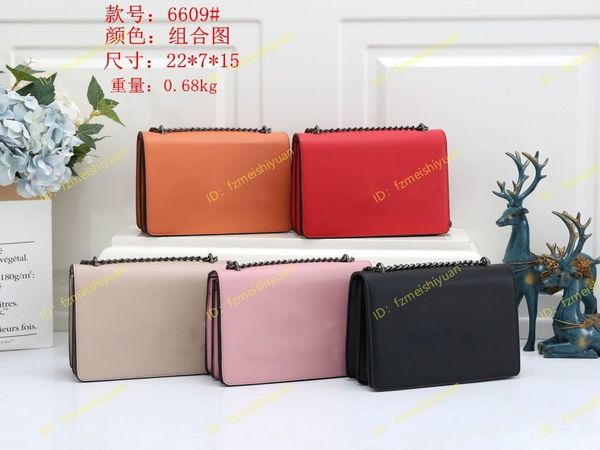 fashion letter design ins texture chain shoulder bag wrist small square bag ladies simple hand-held messenger bag
fashion letter design ins texture chain shoulder bag wrist small square bag ladies simple hand-held messenger bag