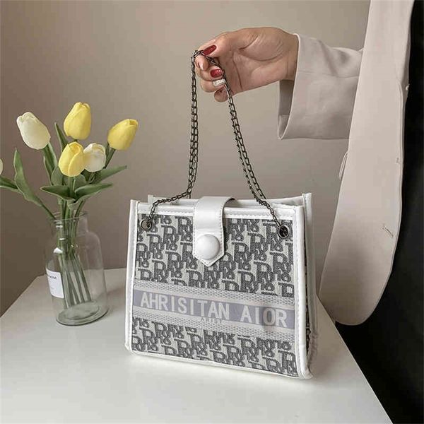 new fashion red one foreign style texture shopping large capacity female tote design purses online
new fashion red one foreign style texture shopping large capacity female tote design purses online