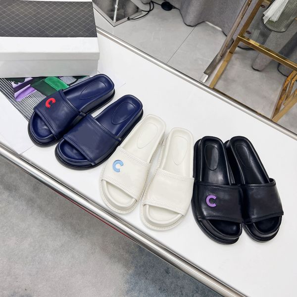 2022 new designer luxury slippers level leather colorful letter casual home platform shoes summer beach leisure thick soled women open-toes, Black
2022 new designer luxury slippers level leather colorful letter casual home platform shoes summer beach leisure thick soled women open-toes, Black