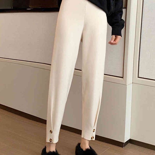 women's pants & capris spring korean version straight tube high waist thin loose hem button harlan knitted casual pants w7dz, Black;white
women's pants & capris spring korean version straight tube high waist thin loose hem button harlan knitted casual pants w7dz, Black;white
