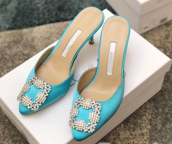 luxury sandals womans satin jewel buckle mules dress shoes designer crystal diamond high heel wedding party fashion sandal 35-43, Black
luxury sandals womans satin jewel buckle mules dress shoes designer crystal diamond high heel wedding party fashion sandal 35-43, Black