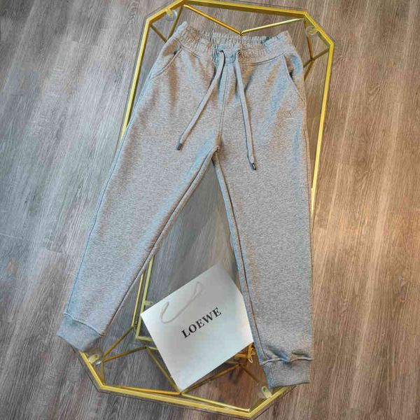 clothing autumn and winter new couple metal triangle embroidery plush casual pants for men and women outlet_ineq, Black;white
clothing autumn and winter new couple metal triangle embroidery plush casual pants for men and women outlet_ineq, Black;white