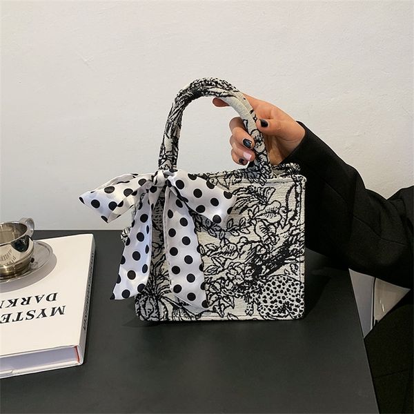 small fresh summer women's silk scarf bow fashion simple messenger square foreign style portable 65% off wholesale shop
small fresh summer women's silk scarf bow fashion simple messenger square foreign style portable 65% off wholesale shop