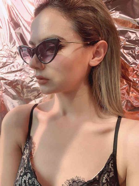sunglasses triangle cat's eye xiaoxiangfeng women's korean version of chaodi, White;black
sunglasses triangle cat's eye xiaoxiangfeng women's korean version of chaodi, White;black