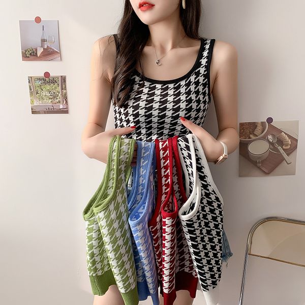 women's tanks camis square neck knitted small sling 2022 summer new retro slim stretch thin short navel vests, White
women's tanks camis square neck knitted small sling 2022 summer new retro slim stretch thin short navel vests, White