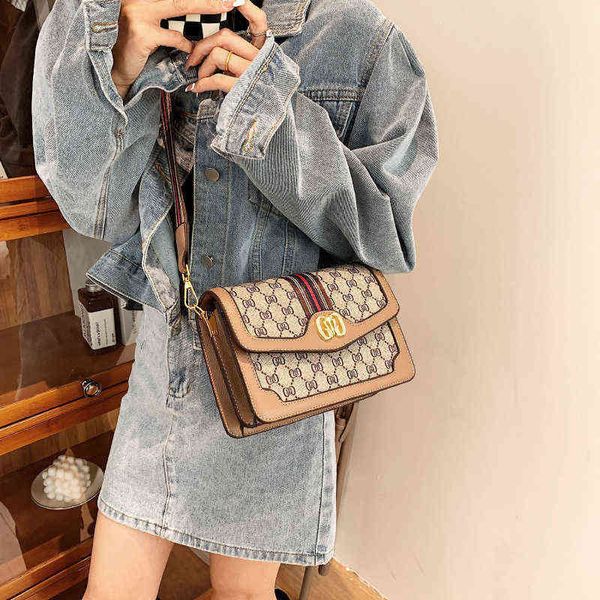 factory outlet deals 2022 new wide strap single shoulder cross messenger small square style fashion temperament women's bag
factory outlet deals 2022 new wide strap single shoulder cross messenger small square style fashion temperament women's bag