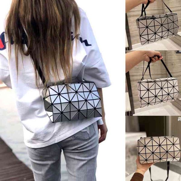 lattice miyake life small square four geometric lingge 2022 new single leather designer handbags brown shoulder bucket bags woman messenger
lattice miyake life small square four geometric lingge 2022 new single leather designer handbags brown shoulder bucket bags woman messenger