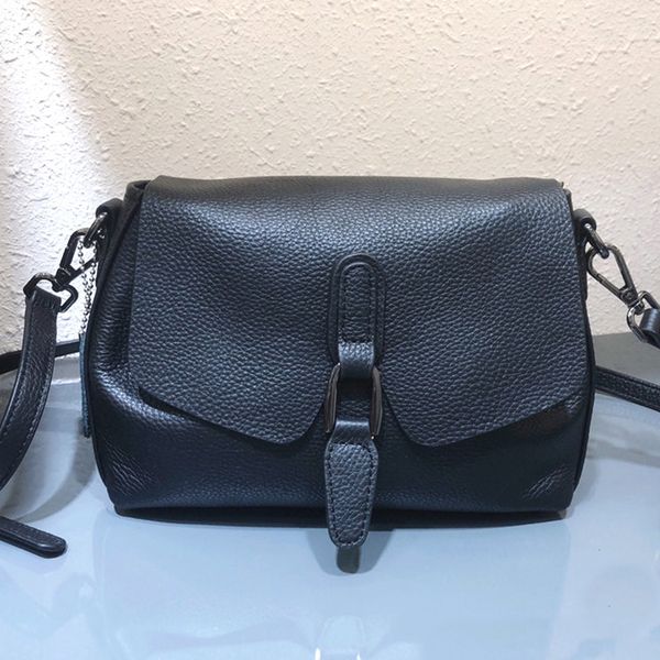 luxury leather shoulder bags womens soft leather crossbody bags 200 small crossbody bags
luxury leather shoulder bags womens soft leather crossbody bags 200 small crossbody bags