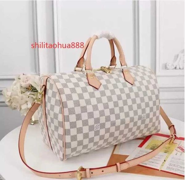 new 9a women messenger travel bag classic style fashion bags shoulder bags lady totes handbags speedy 30 cm with gold lock
new 9a women messenger travel bag classic style fashion bags shoulder bags lady totes handbags speedy 30 cm with gold lock
