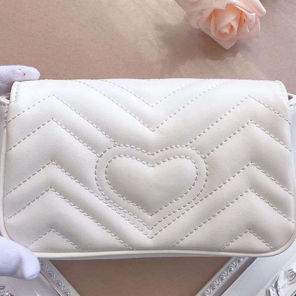 2022 new fashion mini bag purse chain crossbody bags classic letter genuine leather hand wallets coin purses multicolor summer women handbag
2022 new fashion mini bag purse chain crossbody bags classic letter genuine leather hand wallets coin purses multicolor summer women handbag