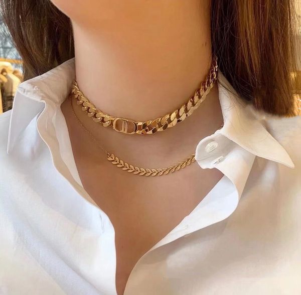 choker necklace designer silver 18k gold plated platinum clavicle chain necklace for women luxury jewelry, Golden;silver
choker necklace designer silver 18k gold plated platinum clavicle chain necklace for women luxury jewelry, Golden;silver