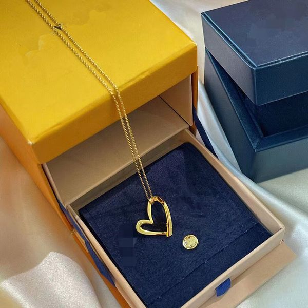 luxury pendant necklace designer jewelry bracelet brand heart-shaped earrings for womens fashion brands necklaces and bracelets valentine�, Silver
luxury pendant necklace designer jewelry bracelet brand heart-shaped earrings for womens fashion brands necklaces and bracelets valentine�, Silver