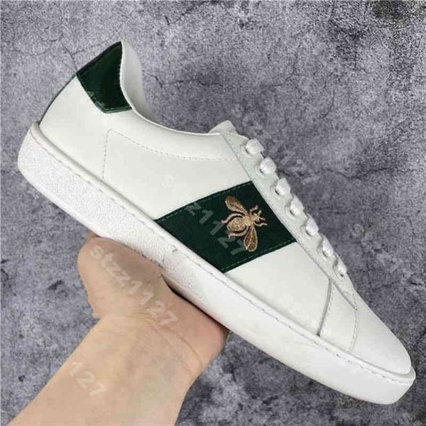2021 silk men's and women's casual shoes fashion green red stripes black leather bee embroidery small accessories mkjjj0002
2021 silk men's and women's casual shoes fashion green red stripes black leather bee embroidery small accessories mkjjj0002