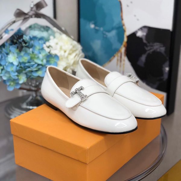 women's shoes luxury designer brand early spring new british color design with box are size35-40, Black
women's shoes luxury designer brand early spring new british color design with box are size35-40, Black