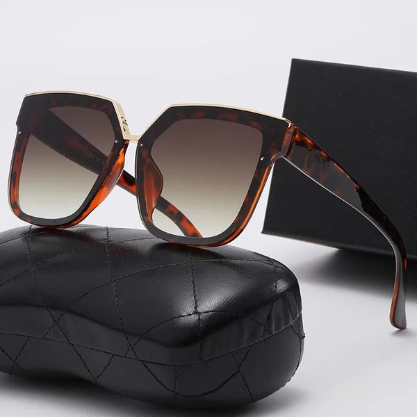7125fashion luxury designer oversized square stylish women sunglasses uv proof clear lenses solid frame with case box cleaning cloth, White;black
7125fashion luxury designer oversized square stylish women sunglasses uv proof clear lenses solid frame with case box cleaning cloth, White;black