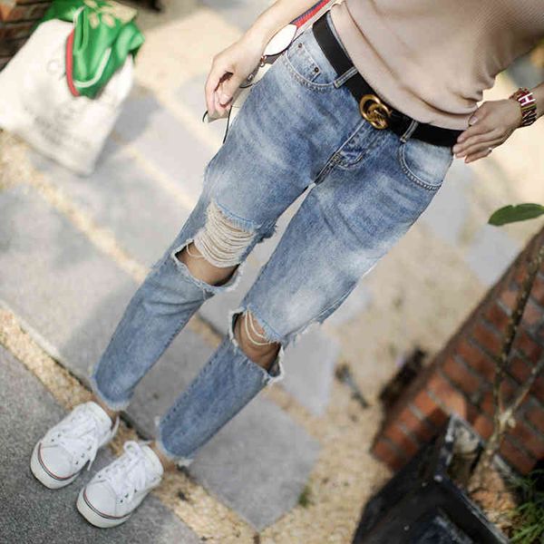 2021 spring and summer new star hole beggar pants loose nine leggings women's brand jeans fashion, Blue
2021 spring and summer new star hole beggar pants loose nine leggings women's brand jeans fashion, Blue