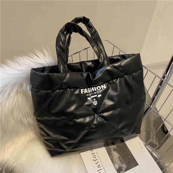 65% outlet online sales bubble embroidered portable women's bag autumn and winter ins shoulder simple texture commuter tote bag
65% outlet online sales bubble embroidered portable women's bag autumn and winter ins shoulder simple texture commuter tote bag