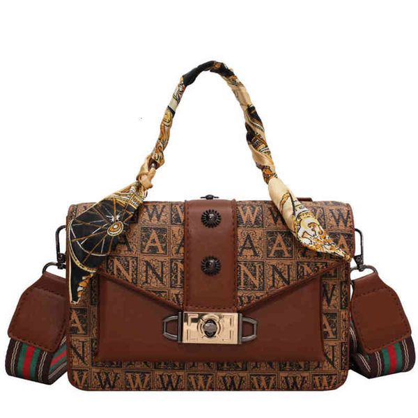 square luxury bags letter printed single women's bag woven strap all-match portable shoulder messenger designe 55% off
square luxury bags letter printed single women's bag woven strap all-match portable shoulder messenger designe 55% off