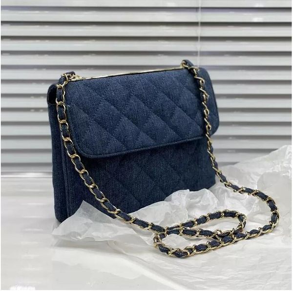 fashion grace vinatge france womens denim trendy bags classic flap multi pochetter quilted gold metal hardware shoulder purse classical clut
fashion grace vinatge france womens denim trendy bags classic flap multi pochetter quilted gold metal hardware shoulder purse classical clut