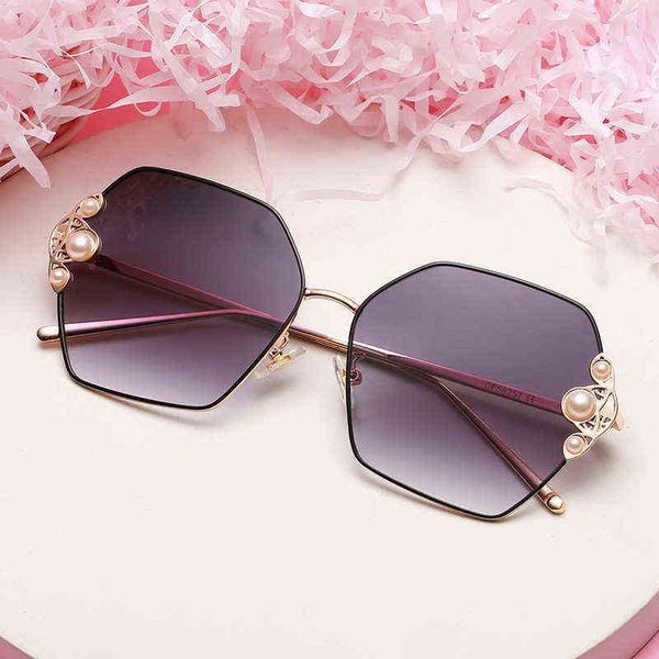 new luxury design sunglasses for women elegant woman sunglases metal frame glasses summer, White;black
new luxury design sunglasses for women elegant woman sunglases metal frame glasses summer, White;black