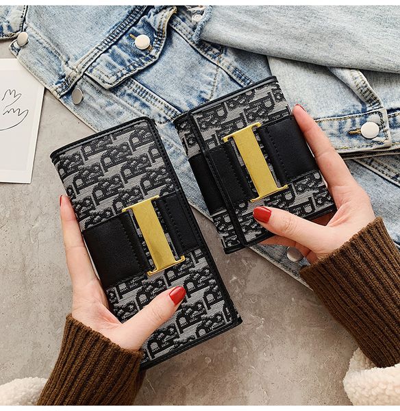 luxury wallet designer fold leather purse with palm pattern leather for men and women wholesale clutch bag, Red;black
luxury wallet designer fold leather purse with palm pattern leather for men and women wholesale clutch bag, Red;black
