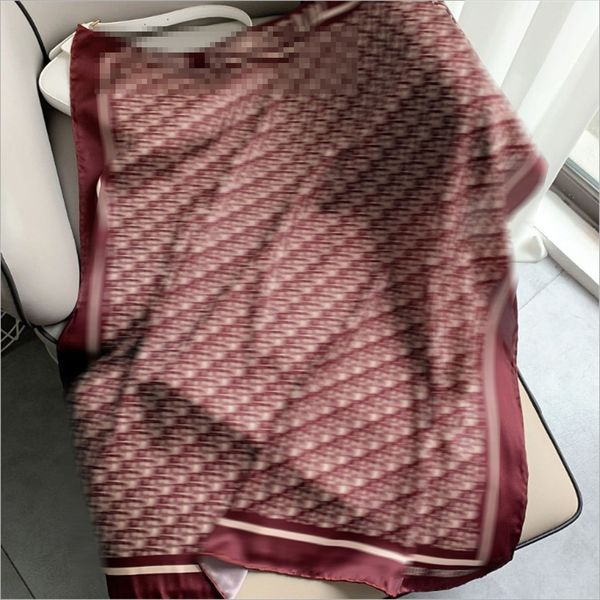 2022 scarves high-grade hangzhou women's solid color big brand d letter spinning silk scarf sunscreen, Blue;gray
2022 scarves high-grade hangzhou women's solid color big brand d letter spinning silk scarf sunscreen, Blue;gray