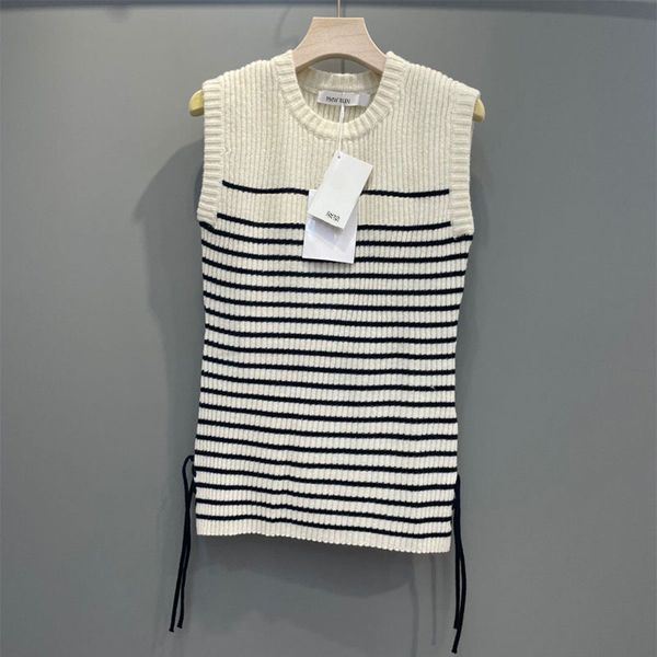 2022 new summer women's sweaters stripe pattern sleeveless knit tank women o-neck side tie lady elegant, White;black
2022 new summer women's sweaters stripe pattern sleeveless knit tank women o-neck side tie lady elegant, White;black