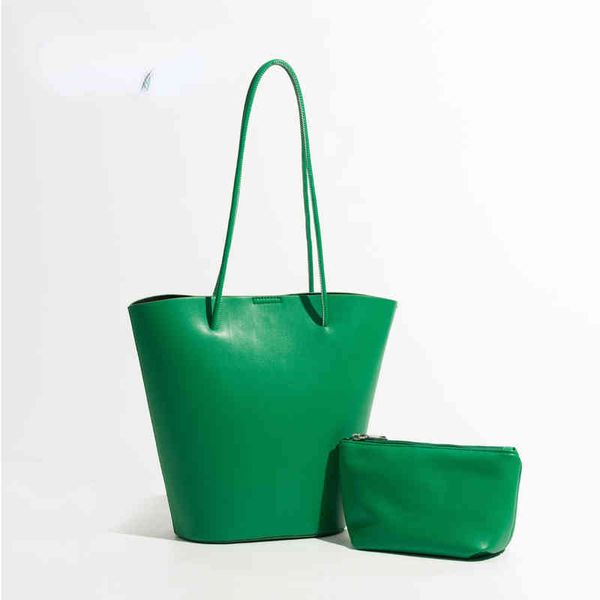 large capacity women tote bucket handbags with clutch purses simple stylish leather shoulder hobo bag for work shopping 220616
large capacity women tote bucket handbags with clutch purses simple stylish leather shoulder hobo bag for work shopping 220616