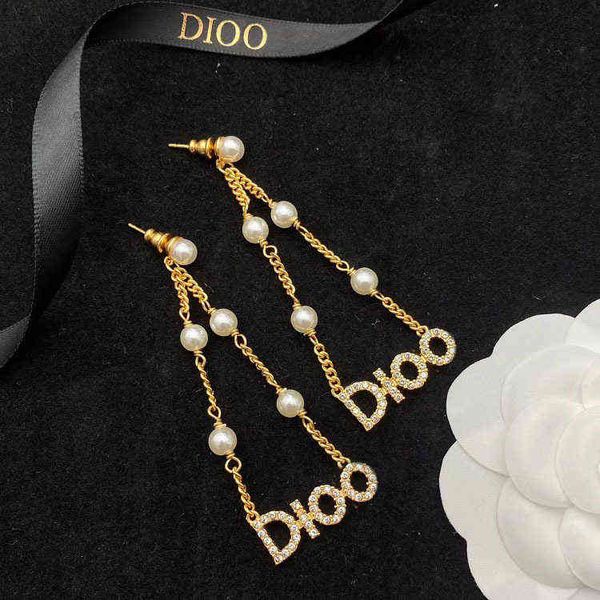 fine letter pearl earrings fashion simple light luxury female earrings personality, Golden
fine letter pearl earrings fashion simple light luxury female earrings personality, Golden