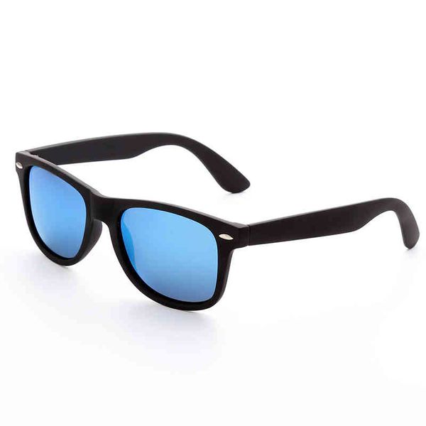 classical polarized lens plastic promotion black cycling sports shield sunglass, White;black
classical polarized lens plastic promotion black cycling sports shield sunglass, White;black