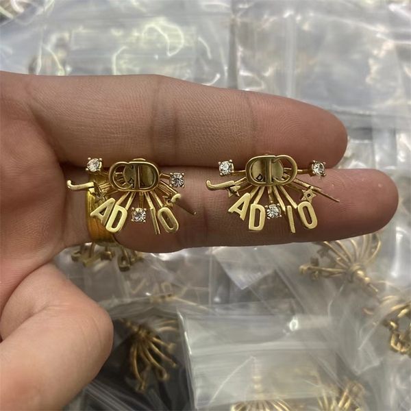 letter fireworks tassel branch earrings female star advanced sense earrings, Golden
letter fireworks tassel branch earrings female star advanced sense earrings, Golden