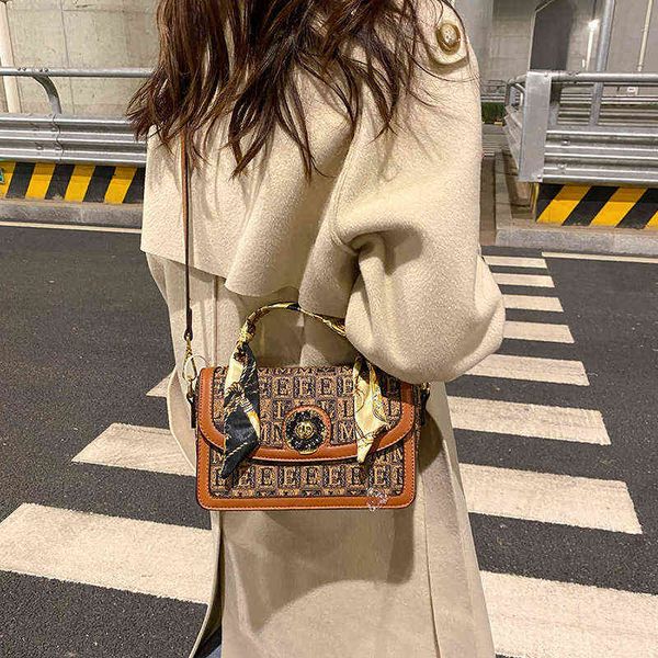 factory sale 49% off soft hand women's fashion printed single shoulder messenger bag foreign style silk scarf 2022 new small square bag
factory sale 49% off soft hand women's fashion printed single shoulder messenger bag foreign style silk scarf 2022 new small square bag